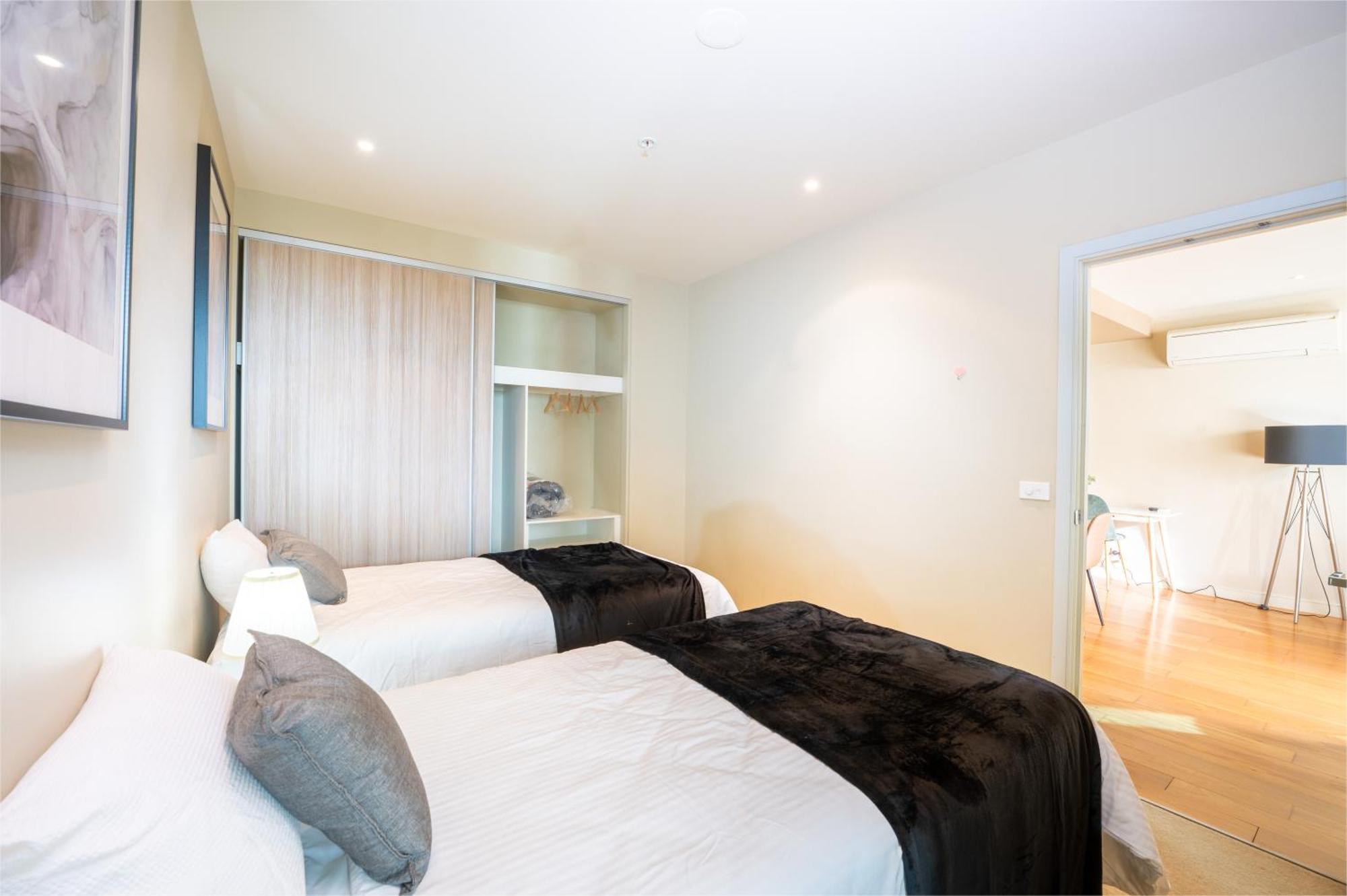 Molly'S Little Apartments Melbourne Eksteriør bilde